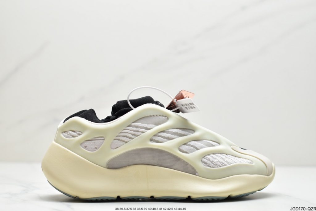 Adidas yeezy 700 V3 coconut retro daddy shoes series