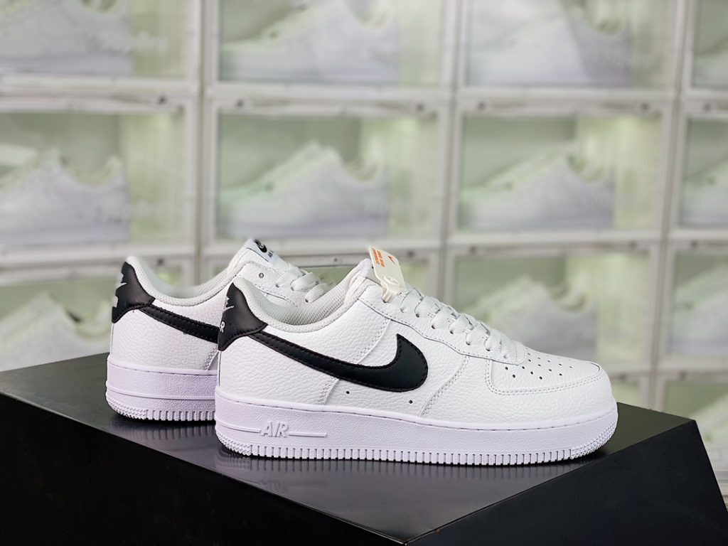 Nike Air Force 1’07 Low”Black/White” style code:CT2302-100