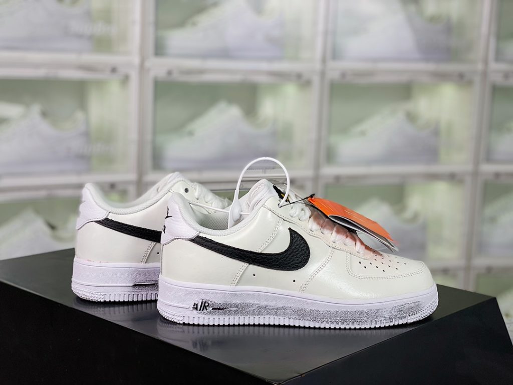 PEACEMINUSONE x Nike Air Force 1″Para-noise” G-Dragon