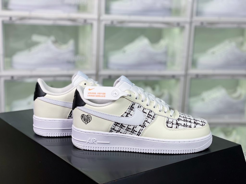 Nike Air Force 1 07 LV8″Creamy/Tweed” Style Code:DD8959-100