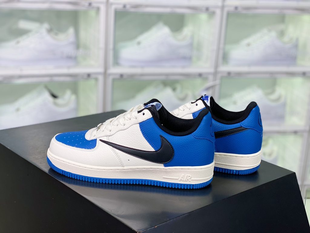 fragment design x Travis Scott x x Nike Air Force 1´07 SP”Military Blue”