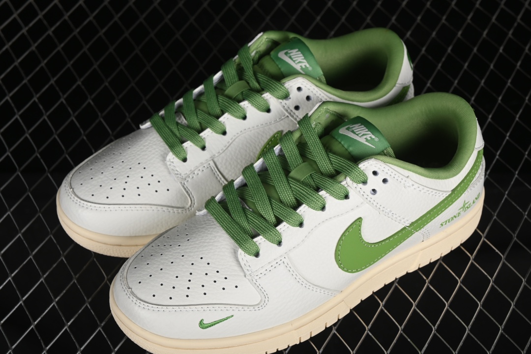 Nike SB Dunk Low Stone Island Anniversary High end Customized Board Shoes插图3