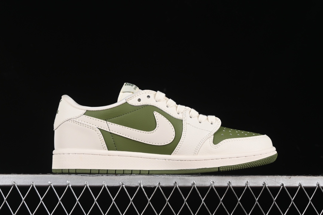 Travis Scott x Fragment Design x Air Jordan 1 Low OG SP   Low cut board shoes插图1